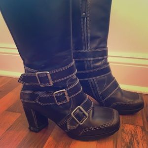 Rare Fluevog Brown Biker Boot with triple straps 9